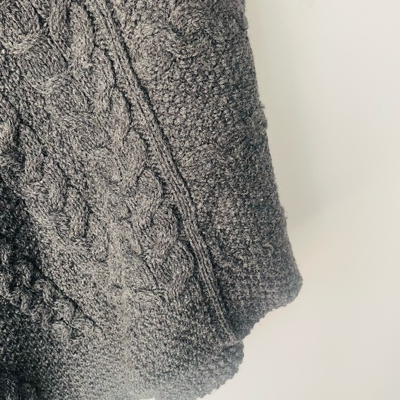 Aran Crafts Merino Wool Cape Poncho - Picture 5 of 10